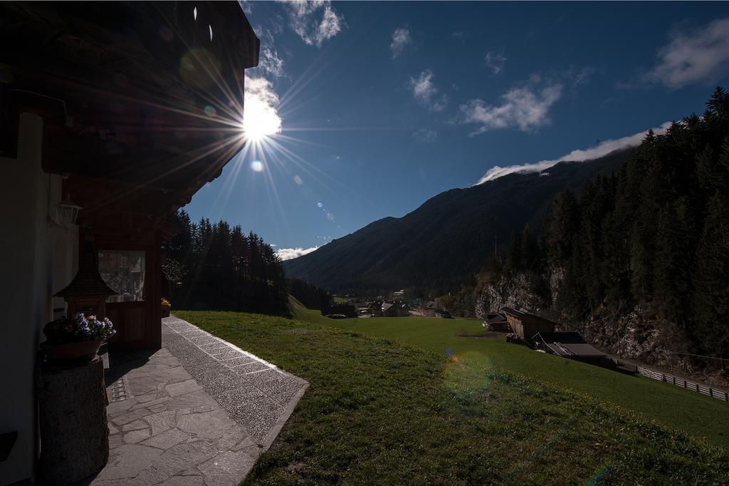 Haus Waldruhe Appartement Innichen Buitenkant foto