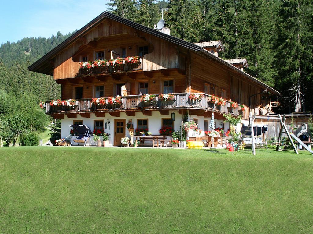 Haus Waldruhe Appartement Innichen Buitenkant foto