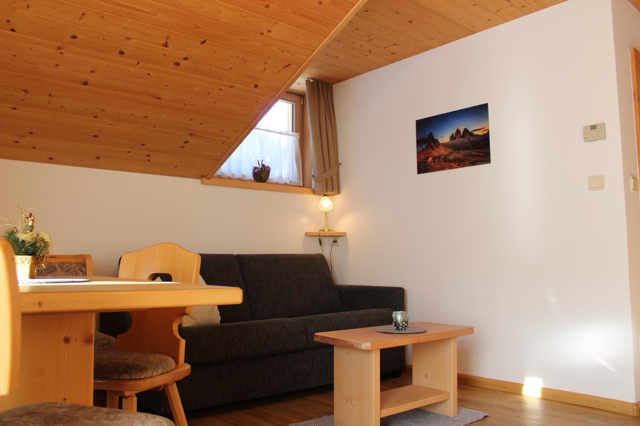 Haus Waldruhe Appartement Innichen Buitenkant foto