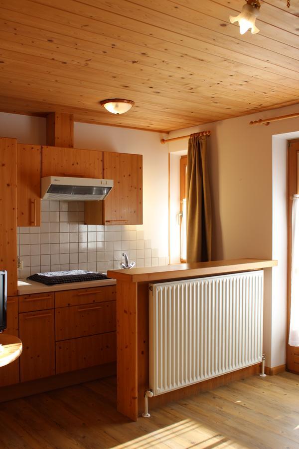 Haus Waldruhe Appartement Innichen Buitenkant foto